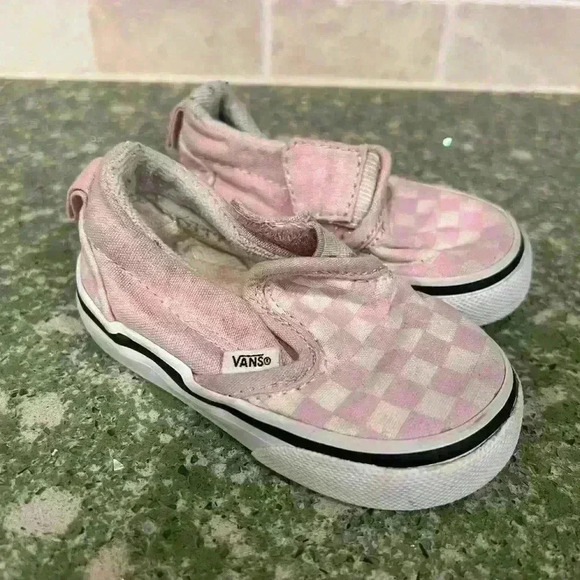 Vans Pink Slip On V Checkerboard Toddler Baby 4 Fashion Sneaker Elastic Pull Tab - Picture 1 of 5